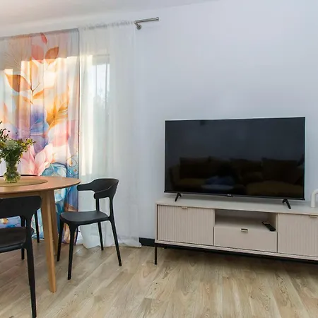 2 Ogrodowa * Wislinka