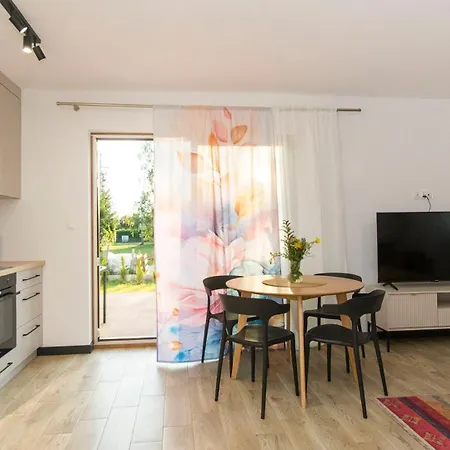 2 Ogrodowa Wislinka