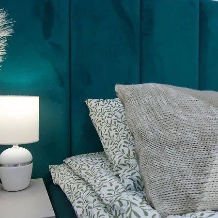 2 Ogrodowa 아파트 *