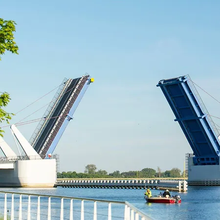 2 Ogrodowa Lägenhet Wislinka